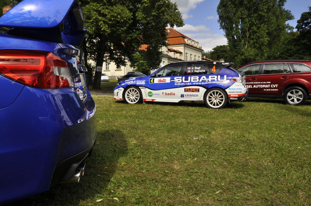 První závodní vůz pro Carreru Panamericanu slavnostně pokřtěn na festivalu Legendy